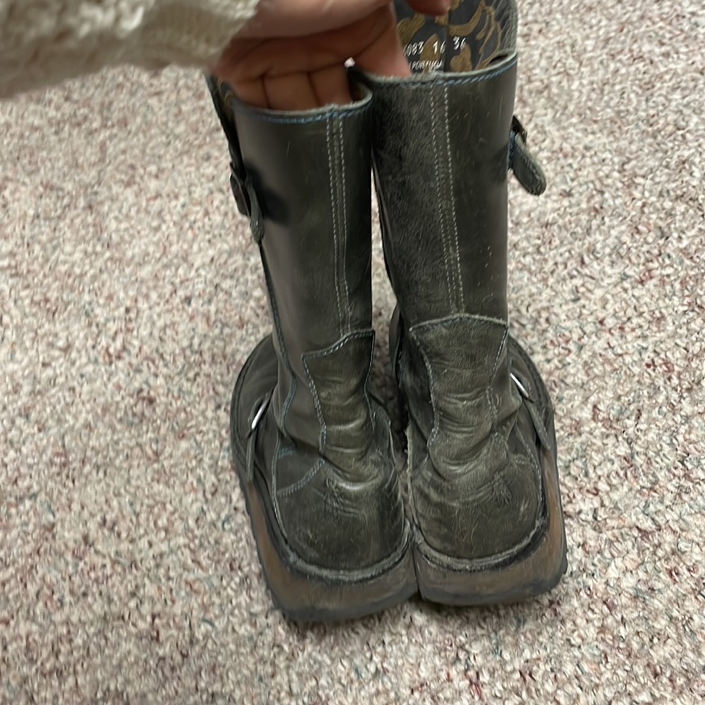 Fly London boots - Picture 7 of 8